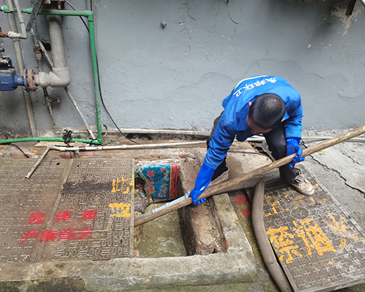 梅河口清掏化粪池